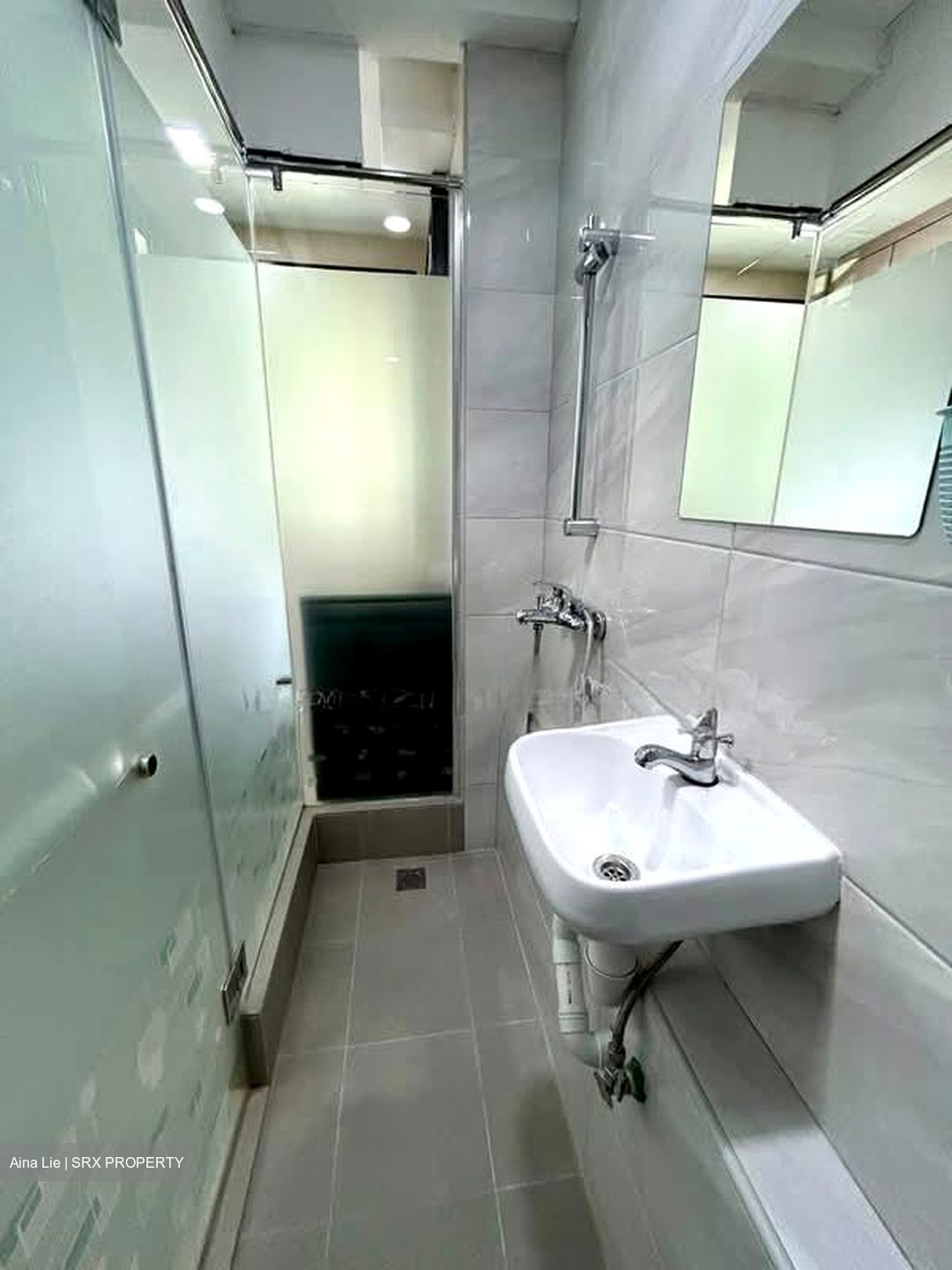Upper Changi Road East (D16), Condominium #592950011